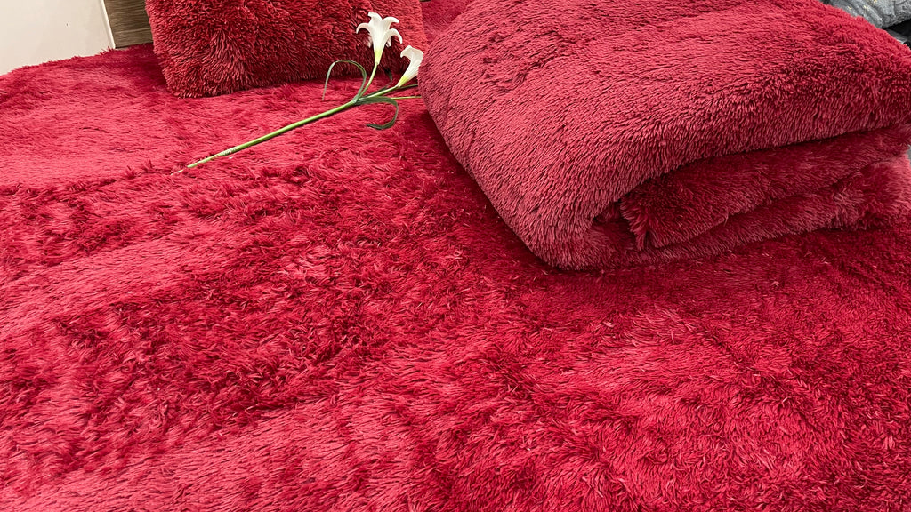 Maroon-Shaggy Quilt Set