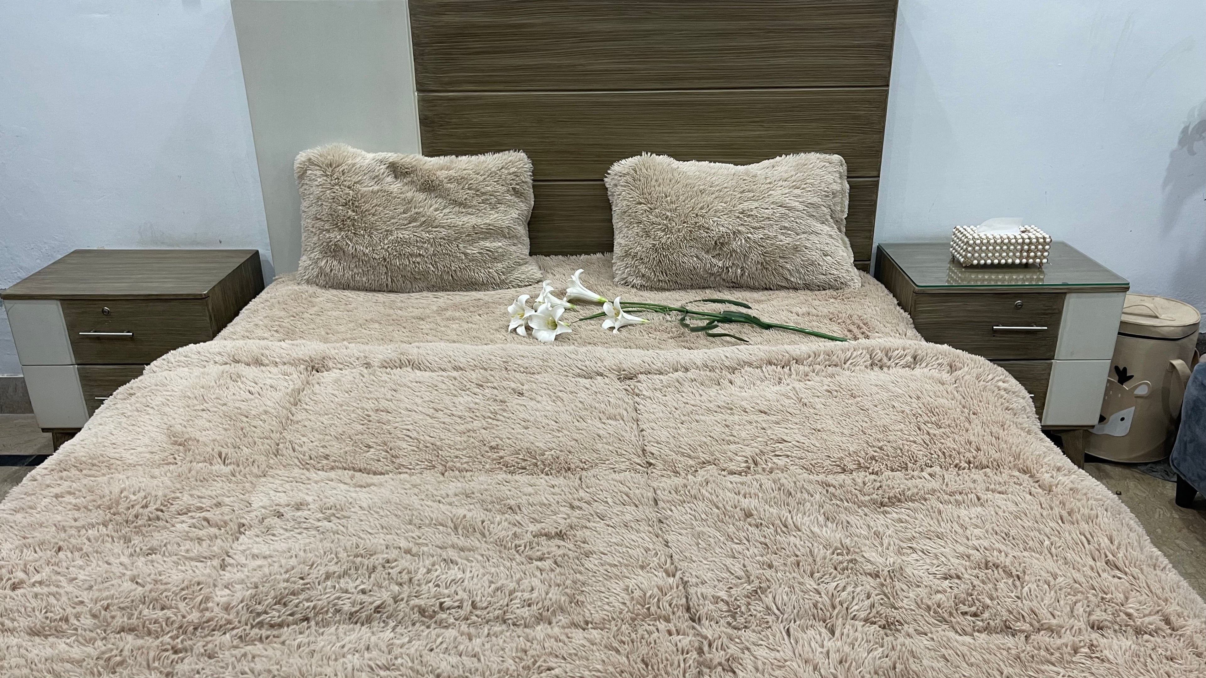 Skin-Shaggy Quilt Set